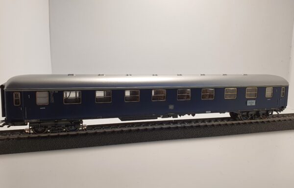 42758