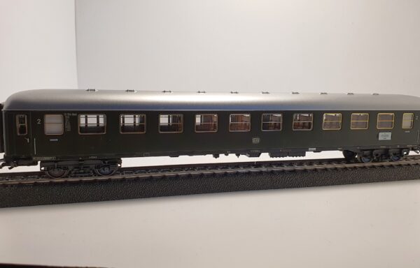 42758