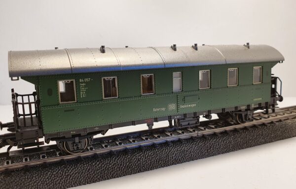 43148