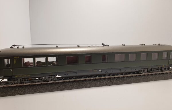 43229