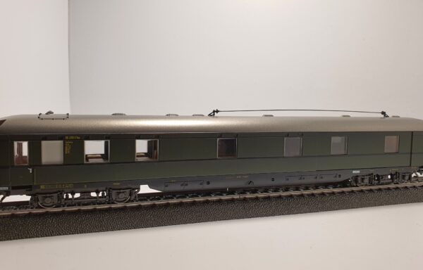 43229