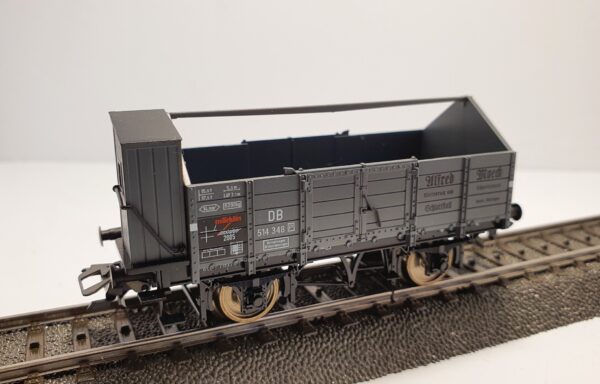 2005 | 46022