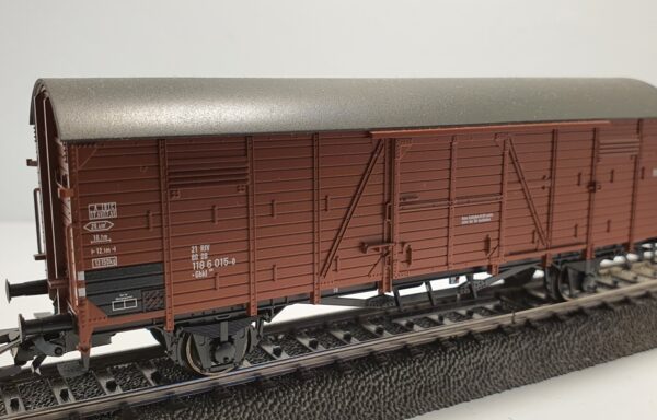 46163