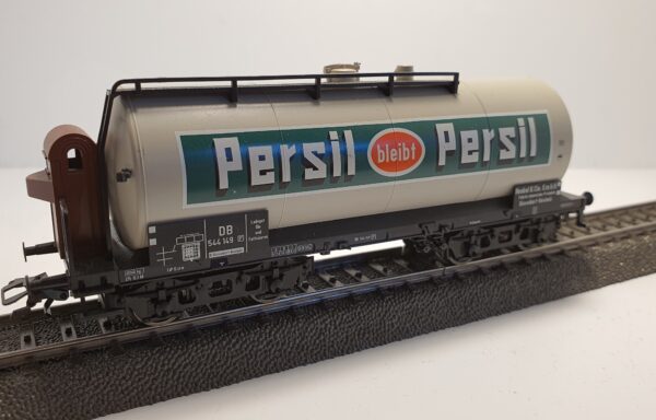 46524
