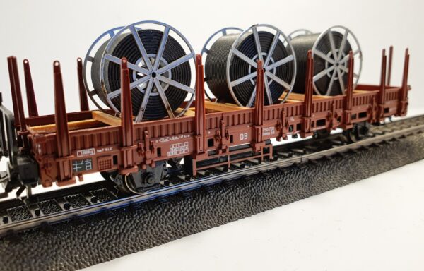 46948