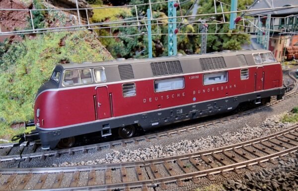 37806