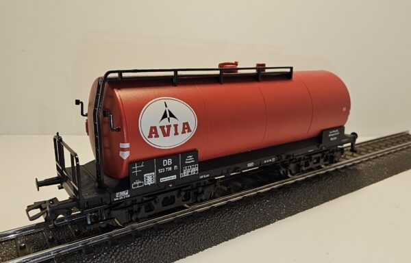 46531